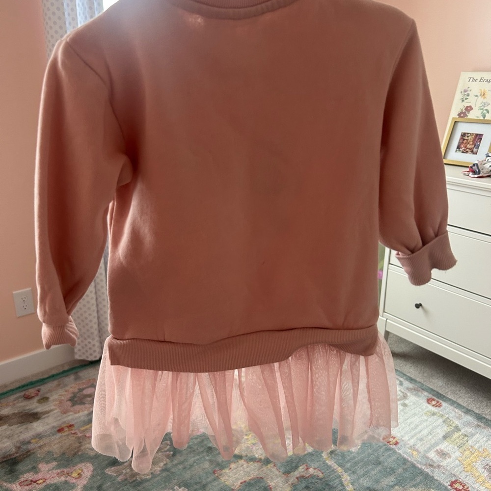 H&M Disney Pink Sweatshirt with Minnie and Mickey Ice Skating Design- 18 months - Picture 2 of 4